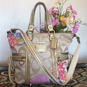 RARE COACH DAISY APPLIQUE POCKET TOTE